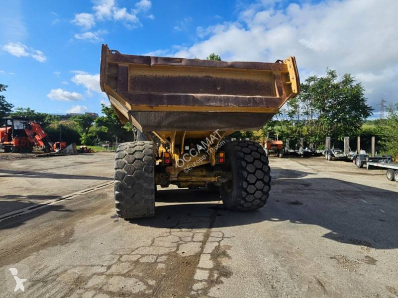 Sklápač Caterpillar 730 C