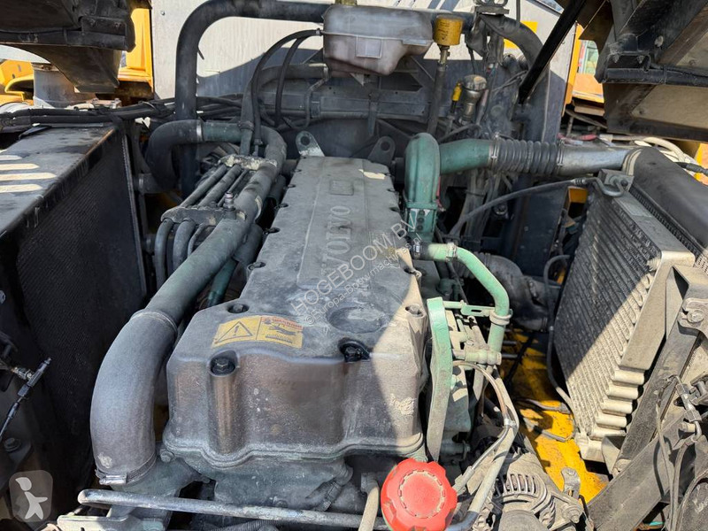 عربة قلابة Volvo E
