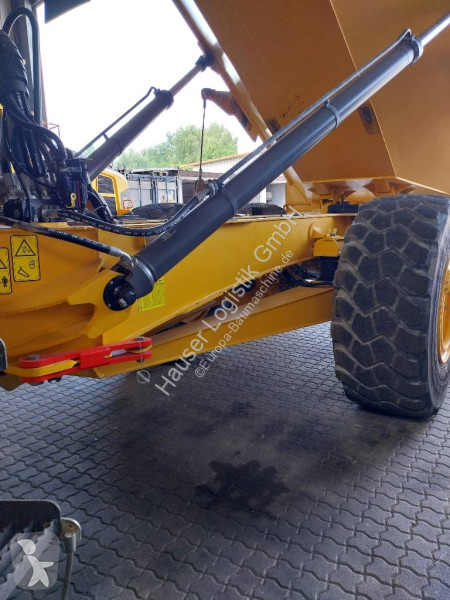 عربة قلابة Volvo Dumper  G