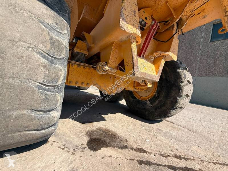 عربة قلابة Volvo