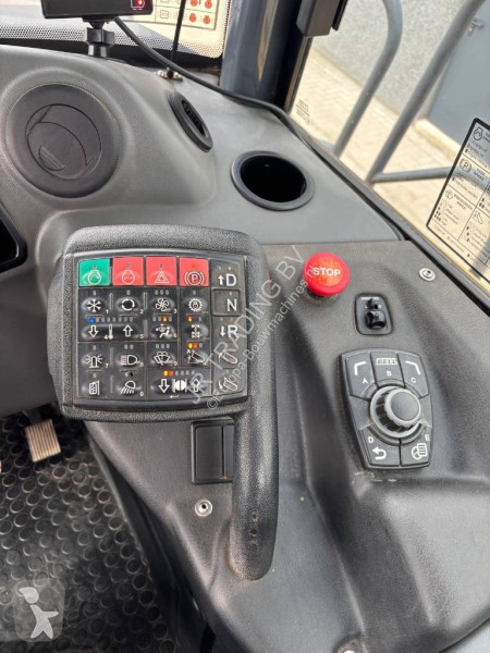 Sklápač Bell B 25 E