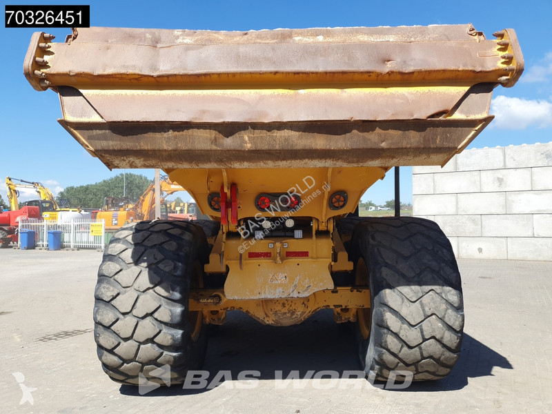 Sklápač Bell B30 E