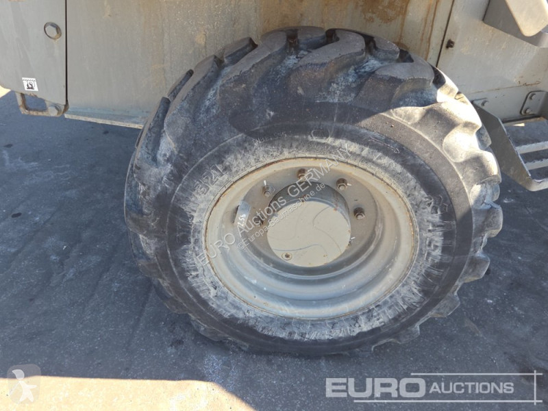 عربة قلابة Thwaites MACH 657