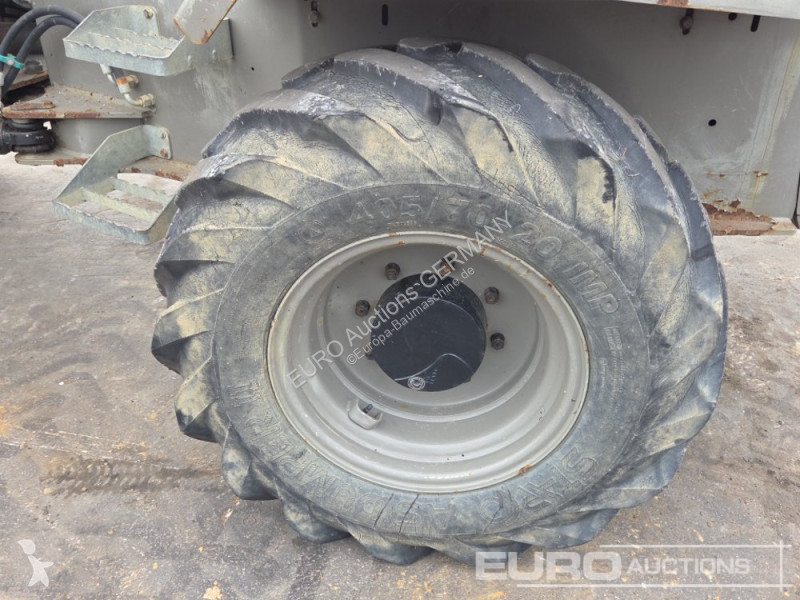 Dumper Thwaites