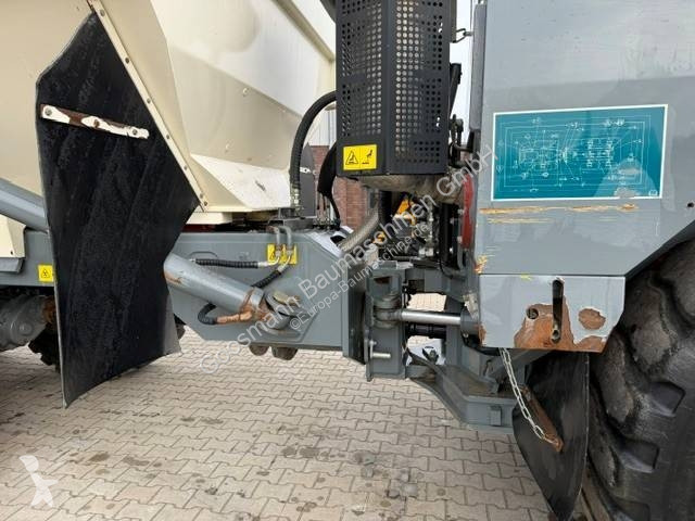 Tombereau Terex