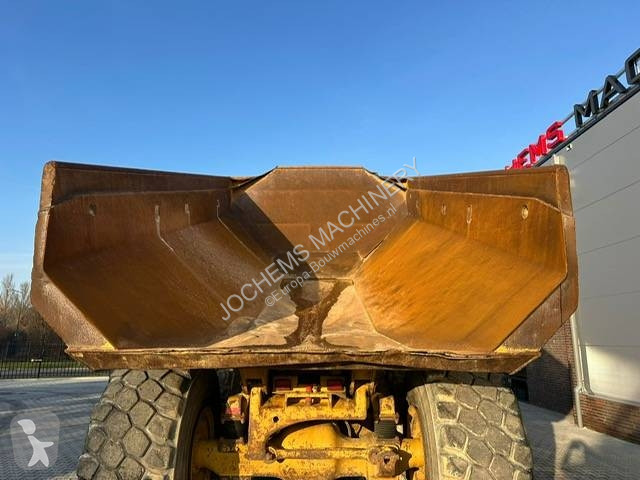 Дъмпер Caterpillar 740