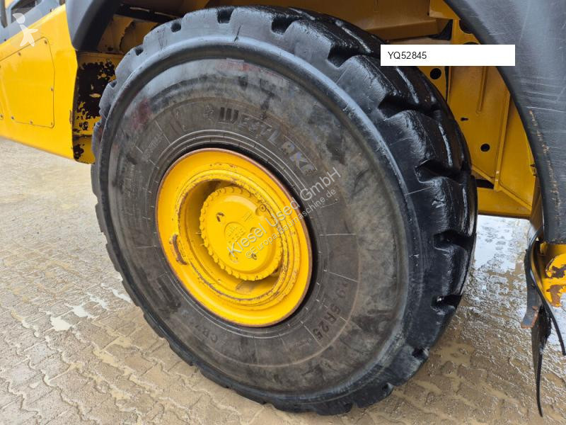 عربة قلابة Bell B45E