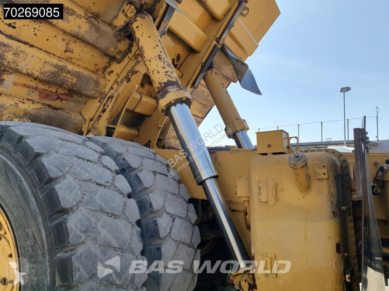 Dumper Caterpillar
