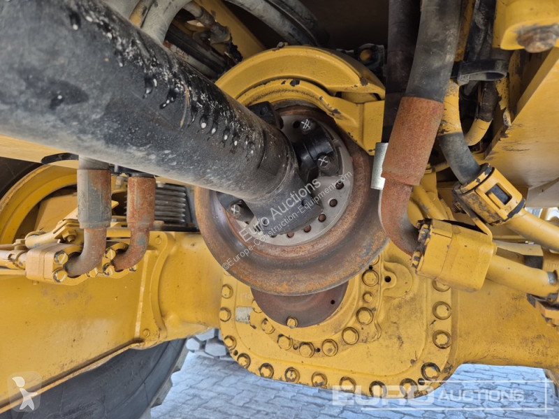 Basculantă Caterpillar 745