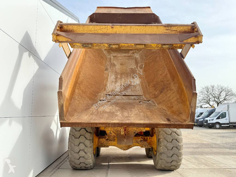 Dumper Volvo - Tailgate / Backup Camera