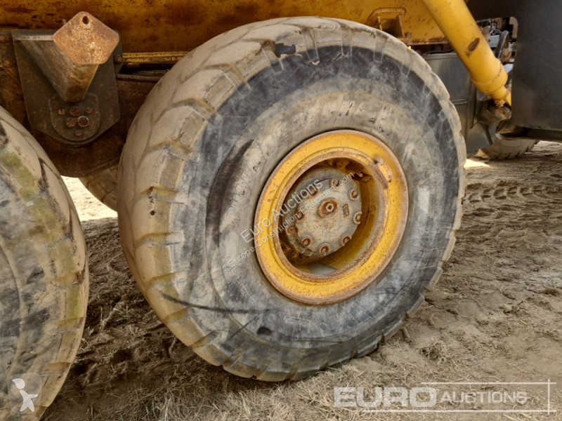 Sklápěčka Komatsu HM350-2