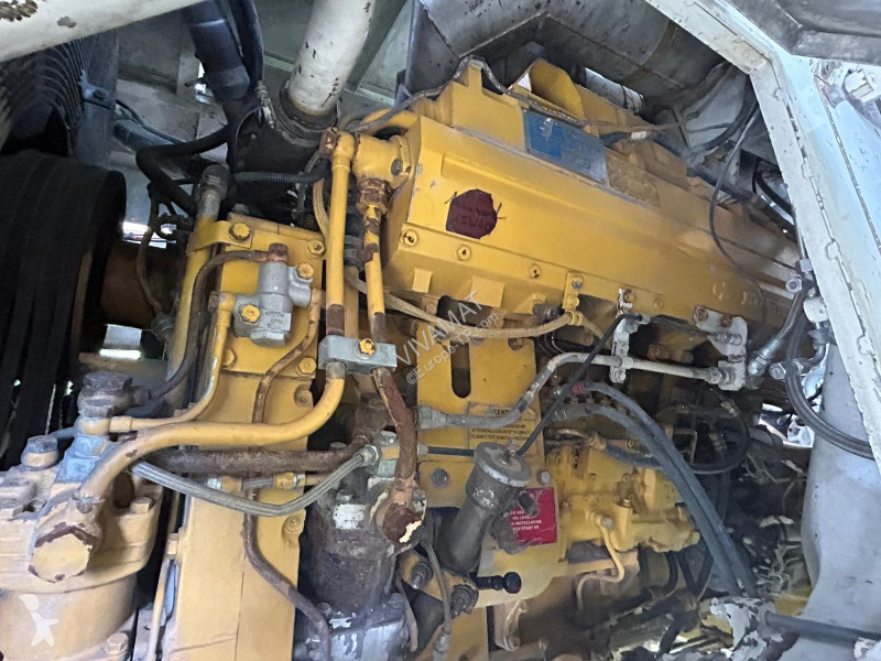 Sklápač Komatsu HD985
