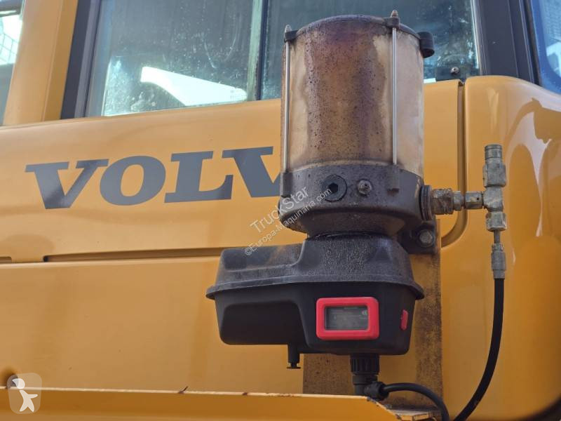 Volvo 6x6 dumper