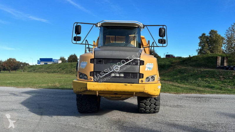 عربة قلابة Volvo 6x6