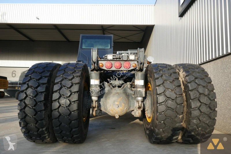 Sklápač Komatsu HD405-8