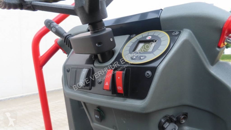 عربة قلابة Wacker Neuson DW30-2