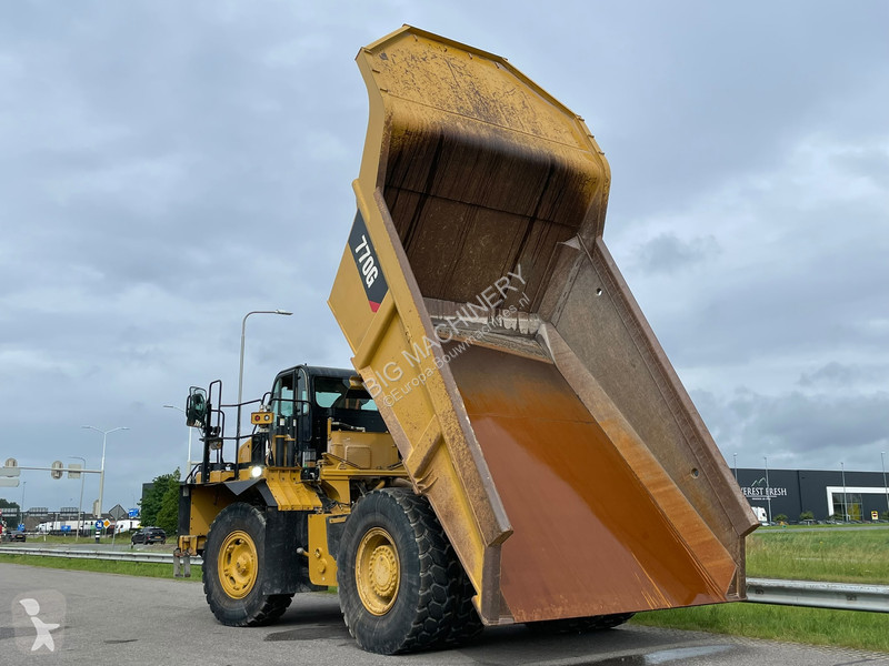 عربة قلابة Caterpillar G