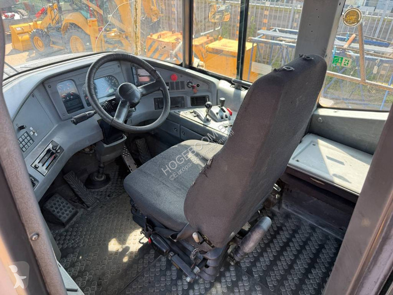 عربة قلابة Volvo E