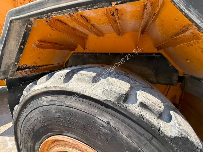 عربة قلابة Volvo
