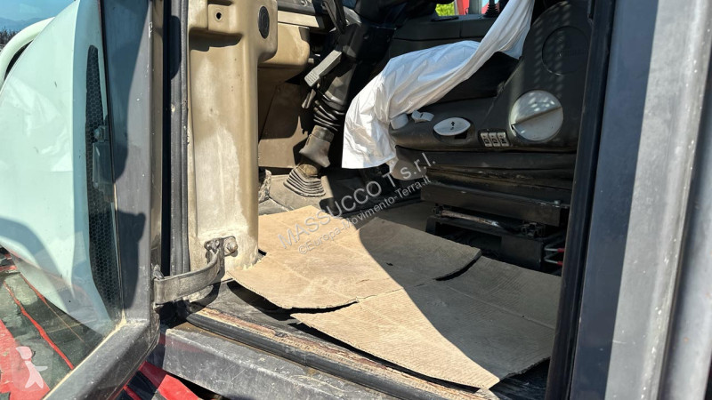عربة قلابة Astra 30D 6X6