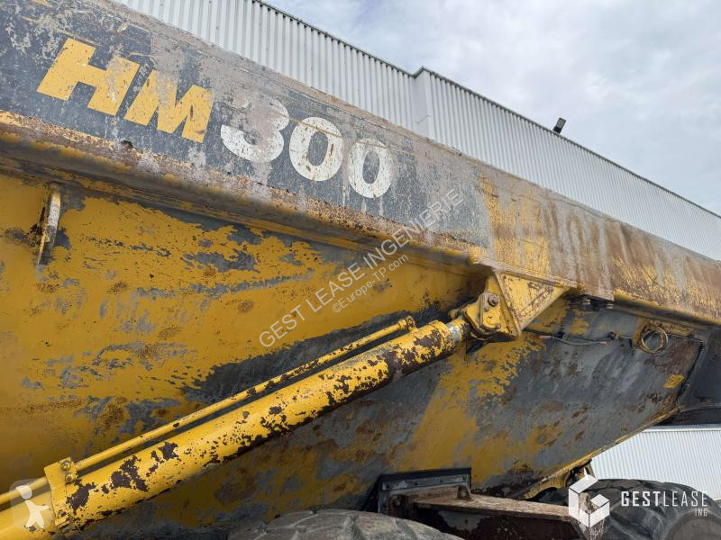 عربة قلابة Komatsu  HM300-5E0