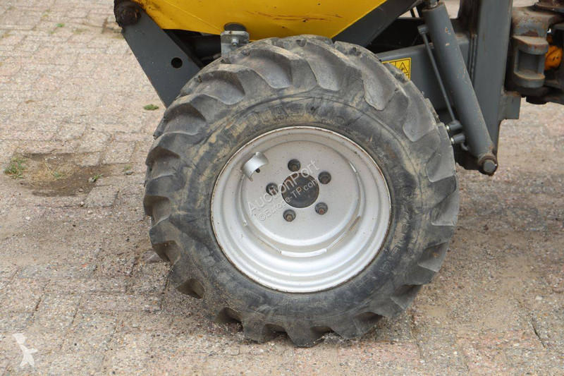 Sklápač Neuson 1001
