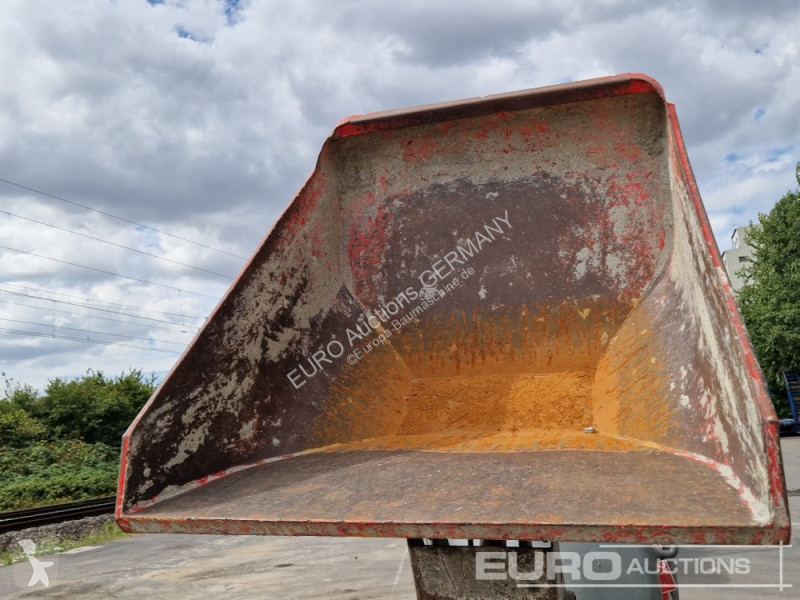 عربة قلابة Wacker Neuson