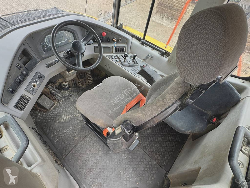 Dumper Volvo G 2016