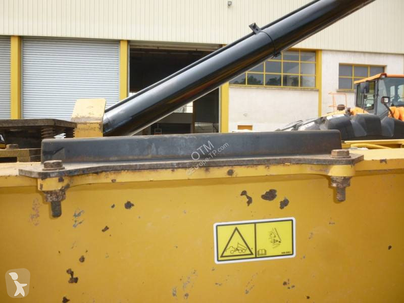 Tombereau Caterpillar 730C