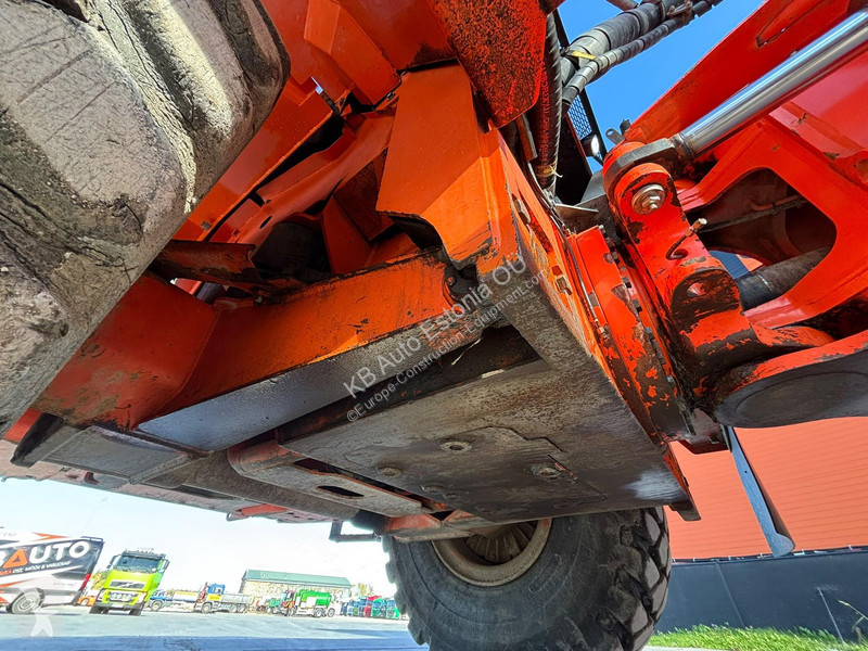 عربة قلابة Doosan 6x6