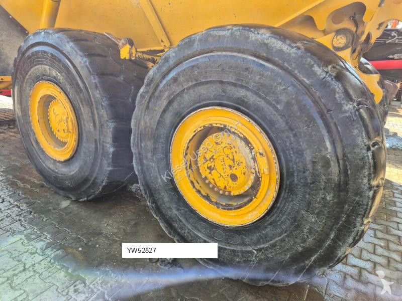 عربة قلابة Bell E