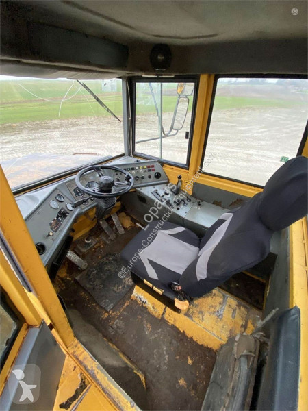 Basculantă Volvo Nr.6