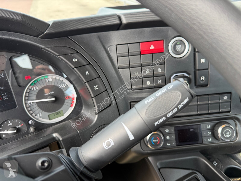 شاحنة Iveco X-Way AD300X42Z 6x4 X-Way AD300X42Z...
