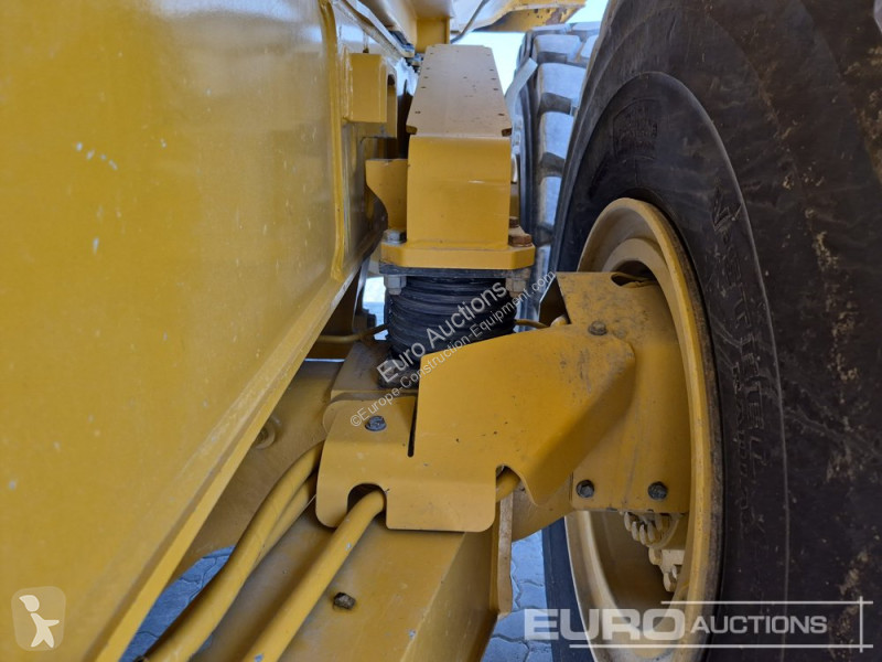 Basculantă Caterpillar 745