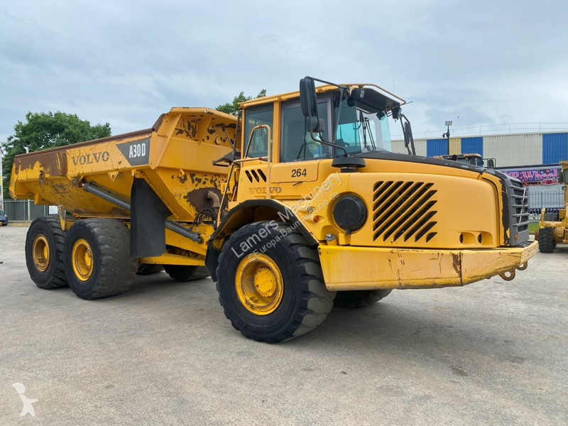 Sklápěčka Volvo 6x6 dumper articulated hauler NVT