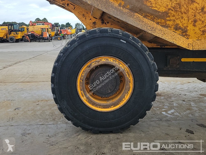 عربة قلابة JCB 718