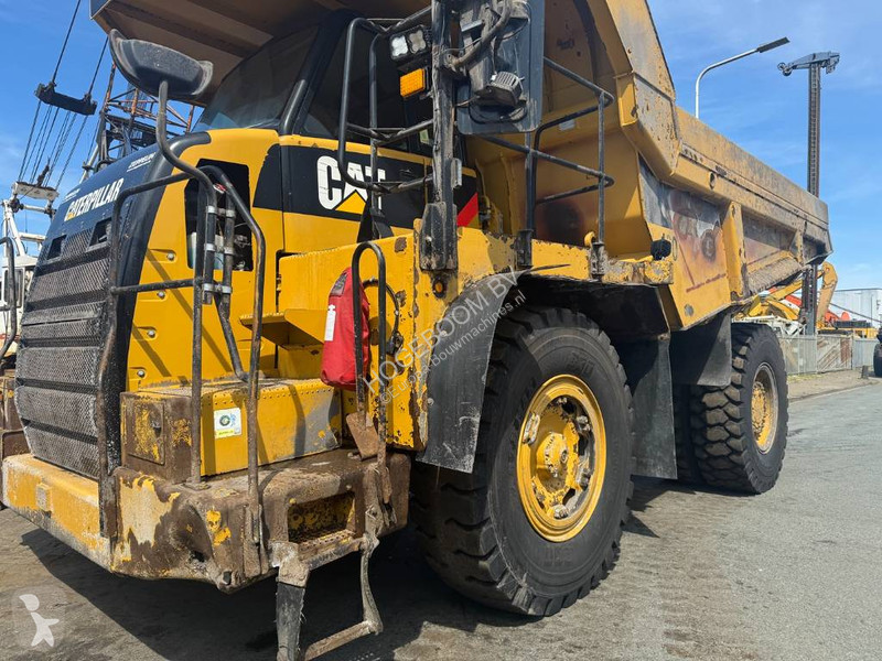 Dumper Caterpillar ( GERMAN MACHINE )