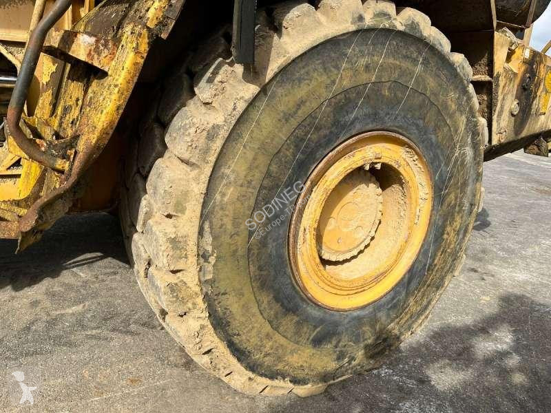 عربة قلابة Bell M 6X6