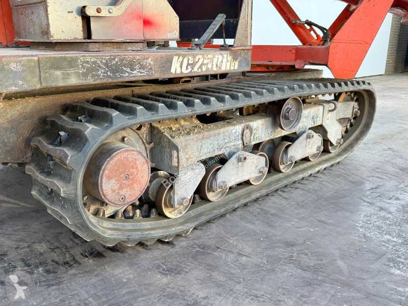 Basculantă Kubota - Tilt + Rotate / Track Dumper
