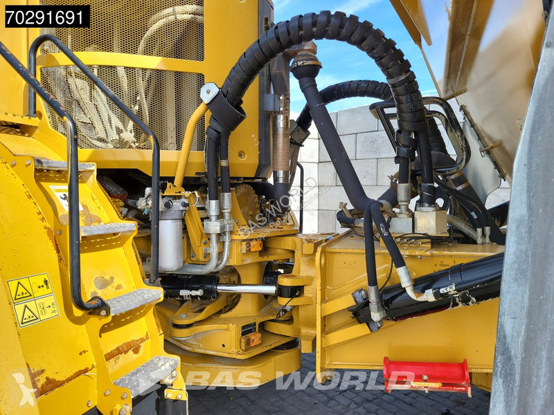عربة قلابة Caterpillar C