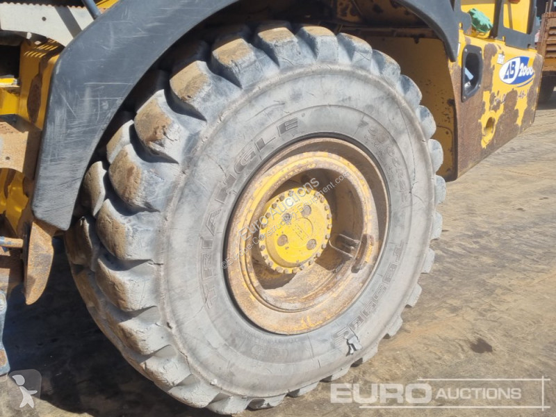 Basculantă Bell B30E