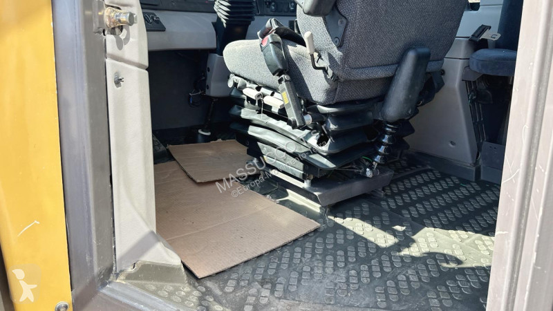Sklápač Volvo 6x6
