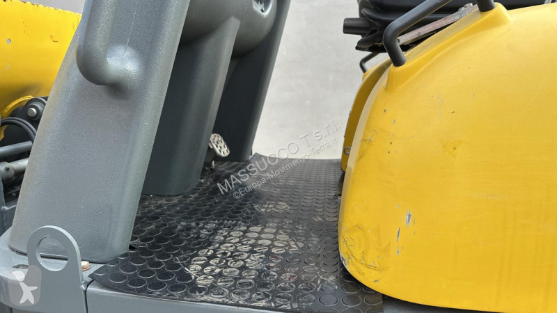 عربة قلابة Wacker Neuson 4x4