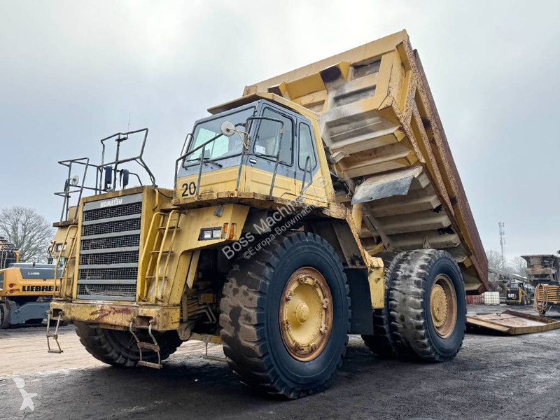 Sklápač Komatsu 3 - Backup Camera / Airco