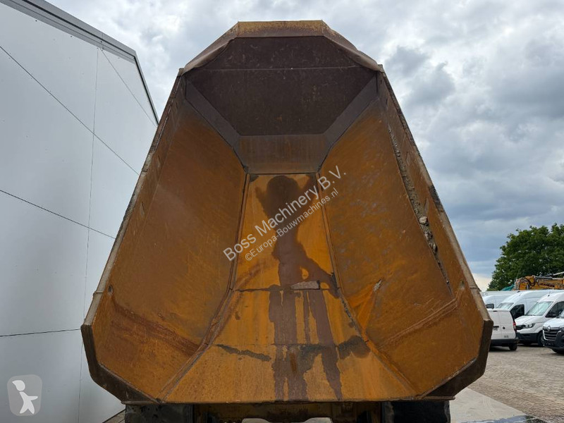Sklápač Caterpillar - Automatic Greasing / Camera