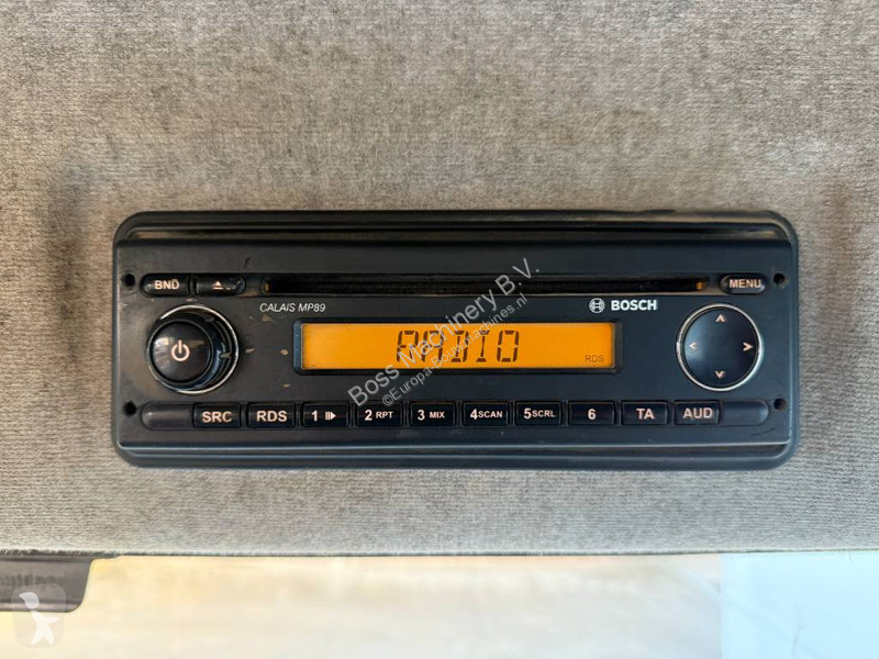 عربة قلابة Volvo - Backup Camera / CE Certified