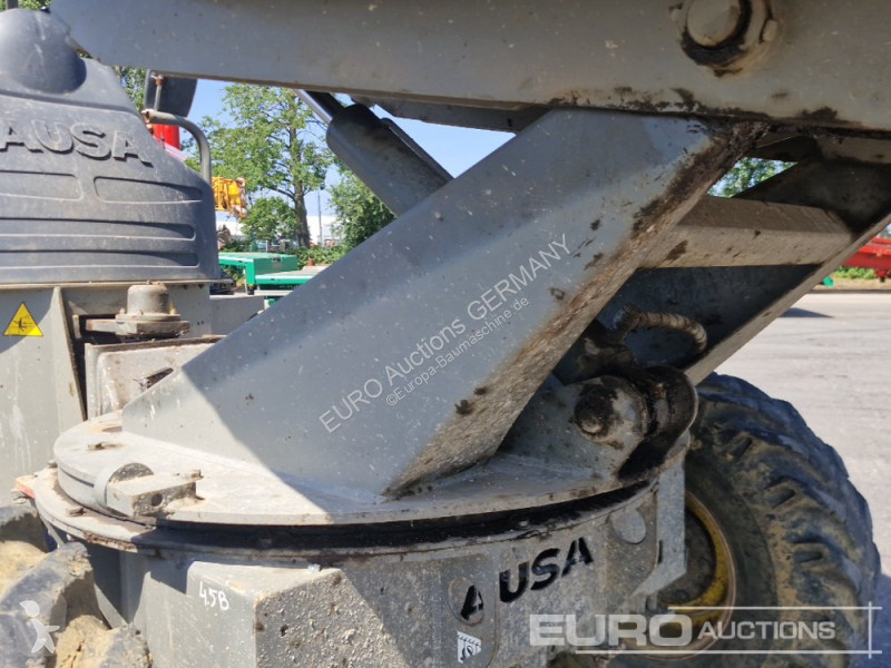 Sklápač Ausa D350 AHG
