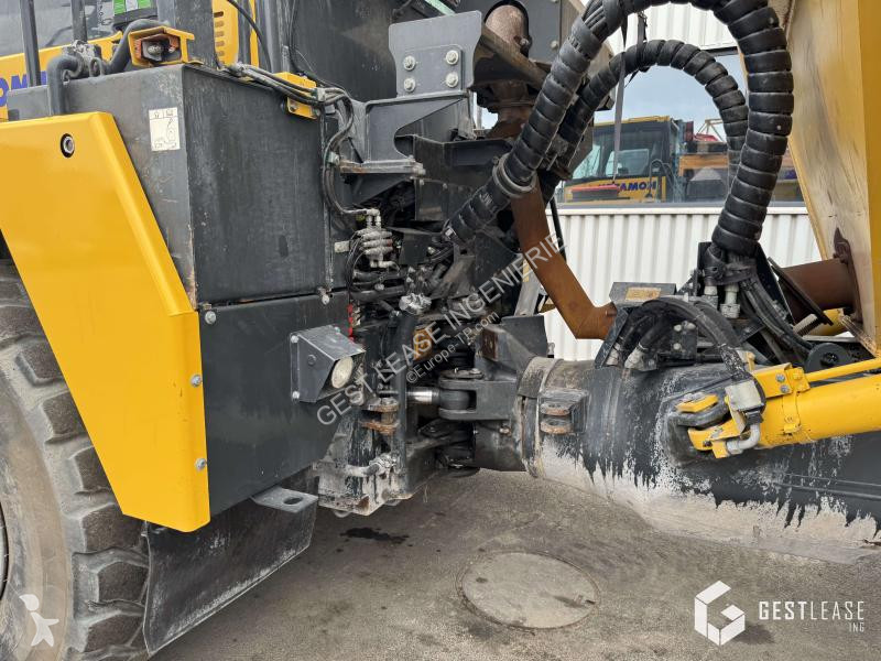 عربة قلابة Komatsu  HM300-5E0