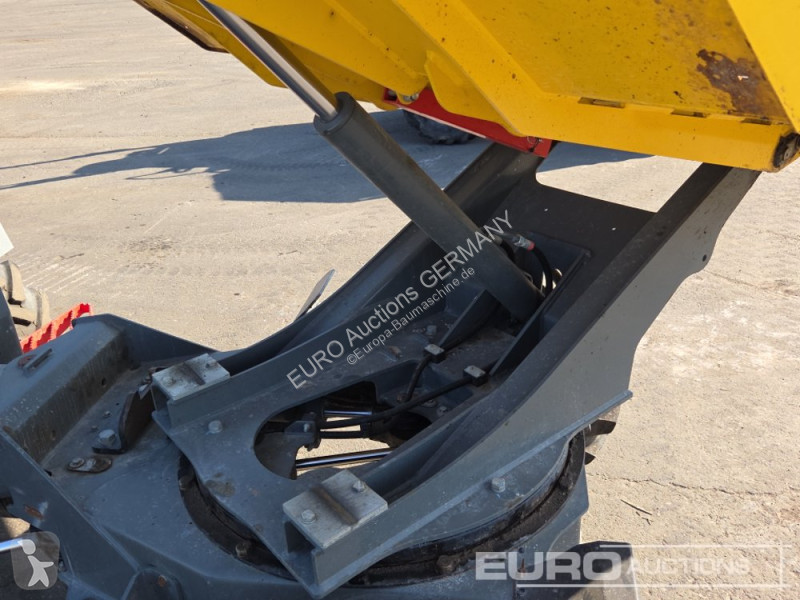 عربة قلابة Wacker Neuson DW30
