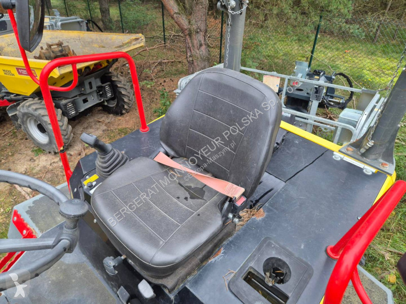 عربة قلابة Wacker Neuson DW60-2